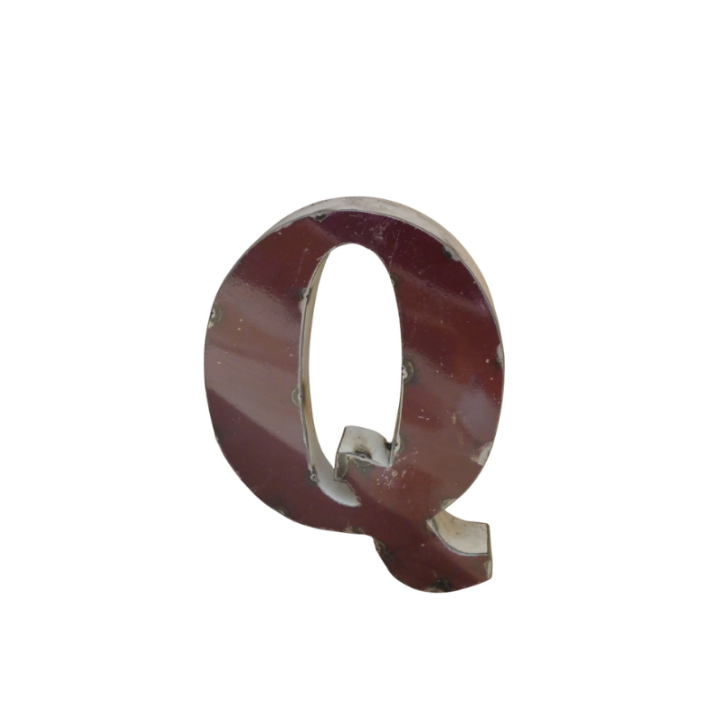 Lettre Métal recyclé "Q" Hauteur 15 cm